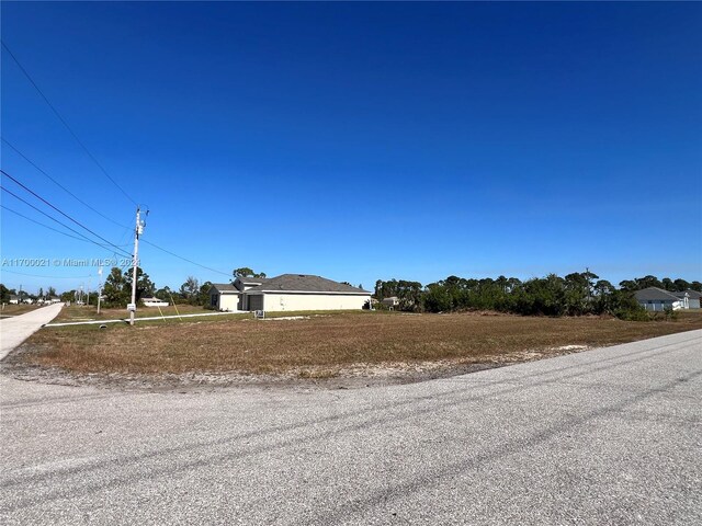 3239 NE 9th Ave, Cape Coral, FL 33909 - photo 6