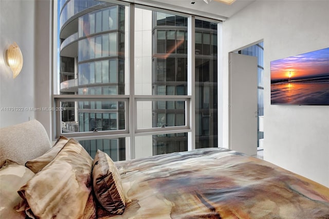 18501 E Collins Ave Unit 5001, Sunny Isles Beach, FL 33160 - photo 43