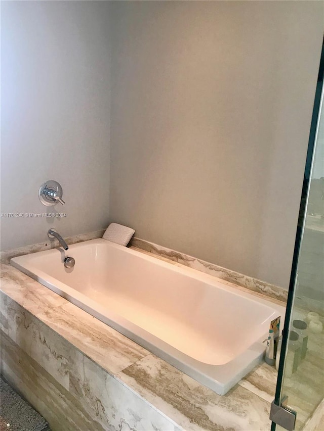 2900 NE 7th Ave Unit 3608, Miami, FL 33137 - full bathroom with a bath