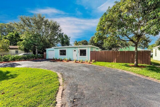 view of outdoor structure featuring a yard