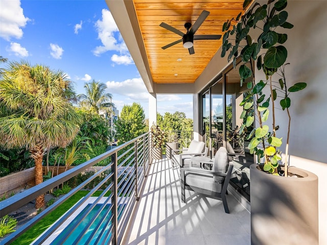 balcony with a ceiling fan