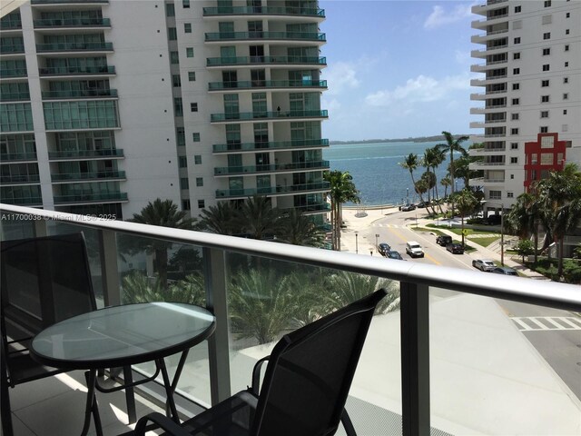 1300 Brickell Bay Dr Unit 604, Miami, FL 33131 - balcony featuring a water view