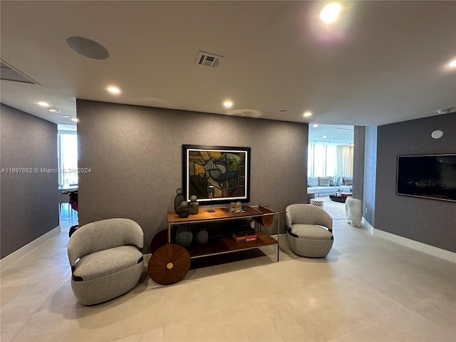 17875 Collins Ave Unit 1801, Sunny Isles Beach, FL 33160 - sitting room with recessed lighting and healthy amount of natural light