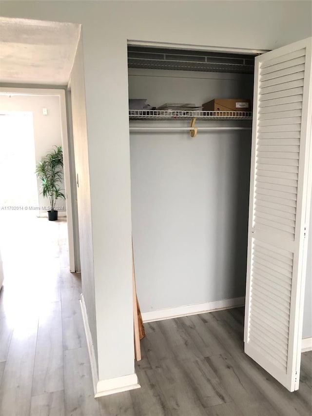 18900 NE 14th Ave Unit D204, Miami, FL 33179 - view of closet