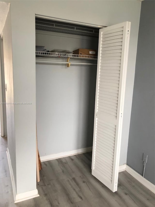 18900 NE 14th Ave Unit D204, Miami, FL 33179 - view of closet