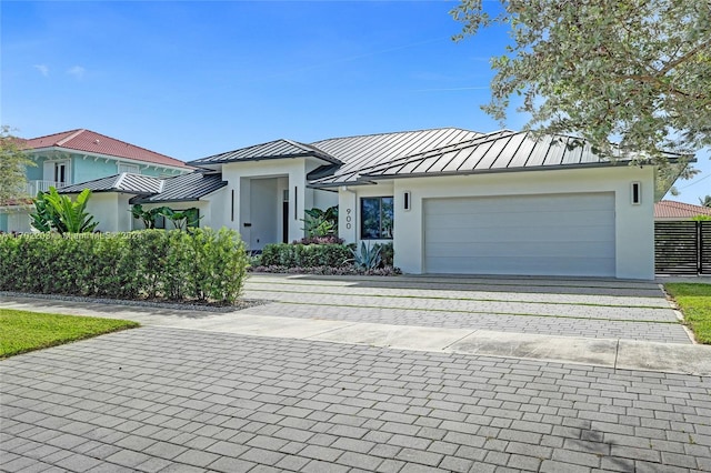 view of front facade with a garage