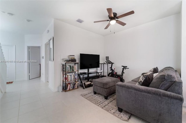 living room featuring ceiling fan