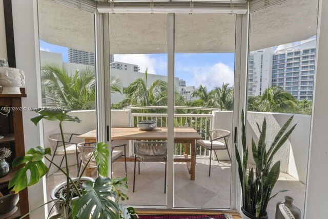 view of sunroom / solarium