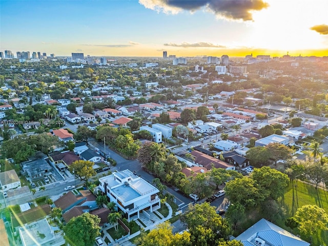 view of aerial view at dusk