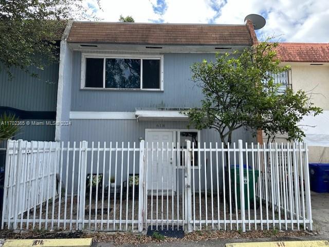 618 NW 11th St Unit 618, Miami, FL 33136 - view of front of home