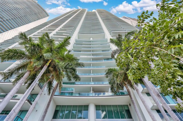 900 Biscayne Blvd Unit 5208, Miami, FL 33132 - view of building exterior