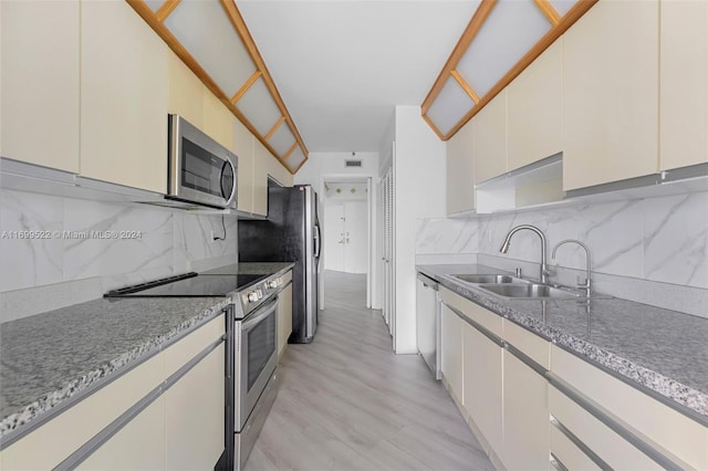 19355 Turnberry Way Unit 15G, Aventura, FL 33180 - photo 7