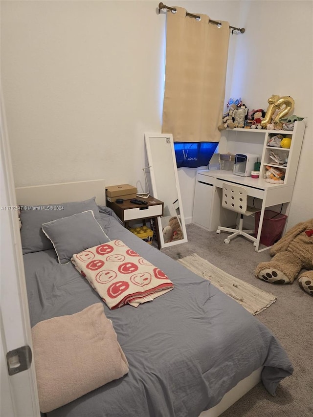 bedroom featuring carpet floors