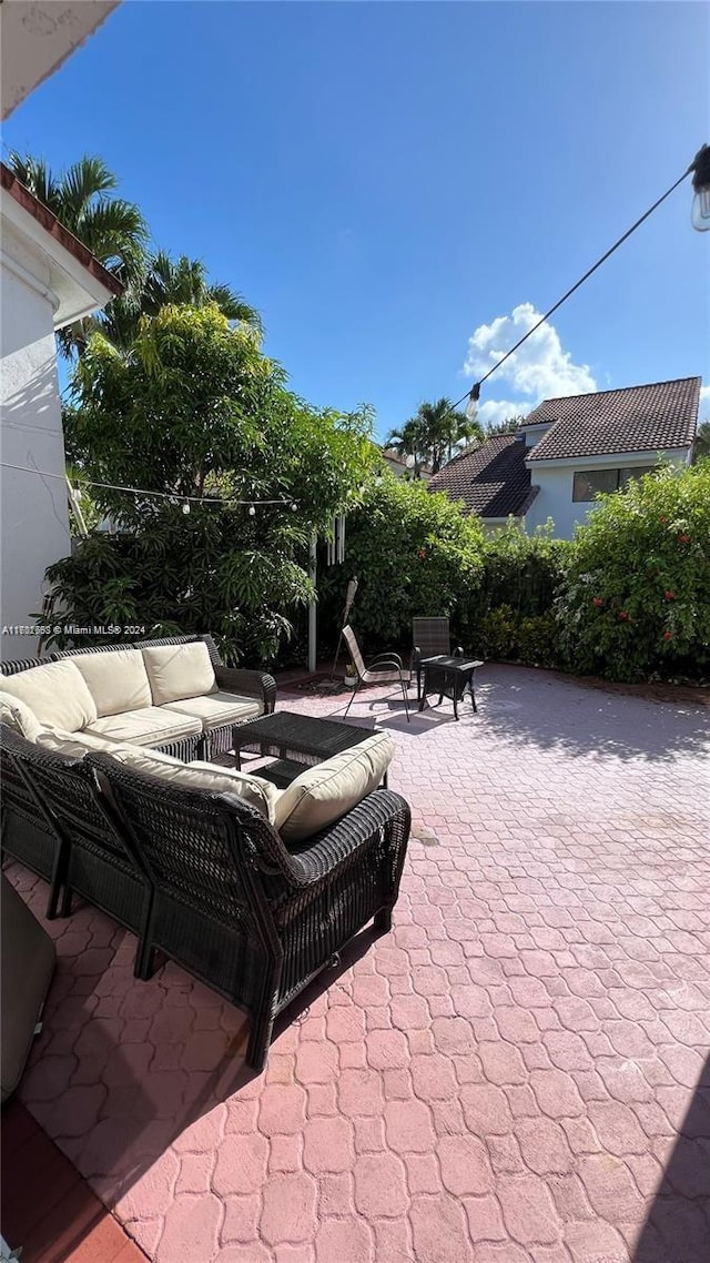 view of patio featuring outdoor lounge area