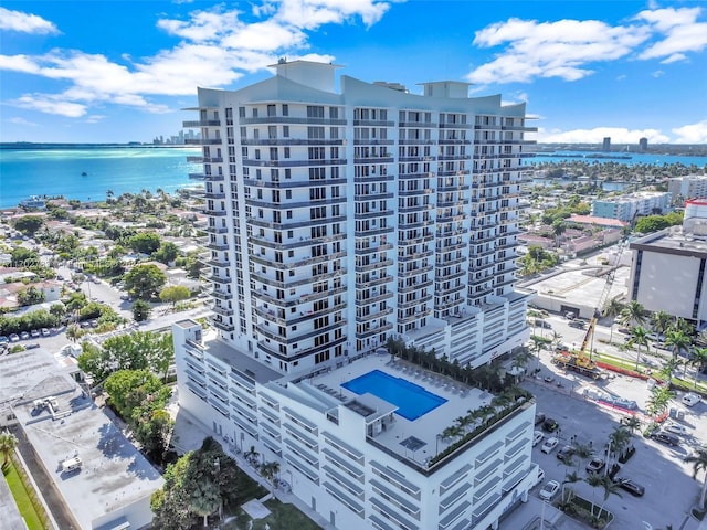 bird's eye view with a water view