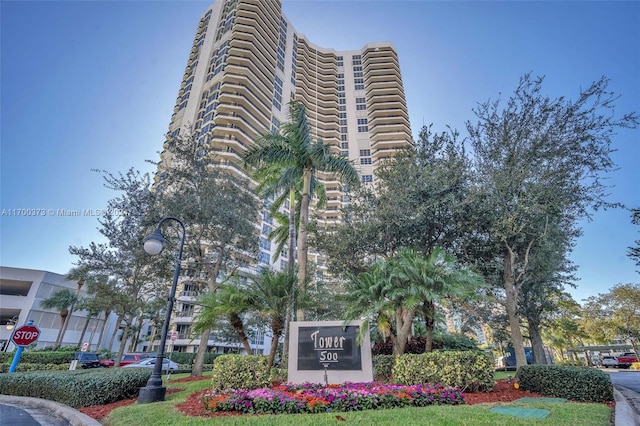 3530 Mystic Pointe Dr Unit 2907, Aventura, FL 33180 - view of building exterior