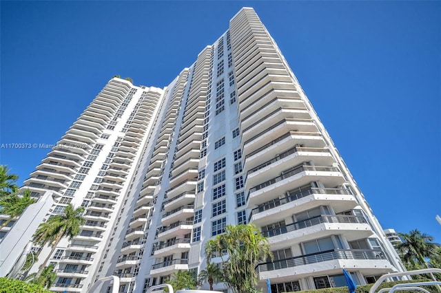 3530 Mystic Pointe Dr Unit 2907, Aventura, FL 33180 - view of apartment building / complex
