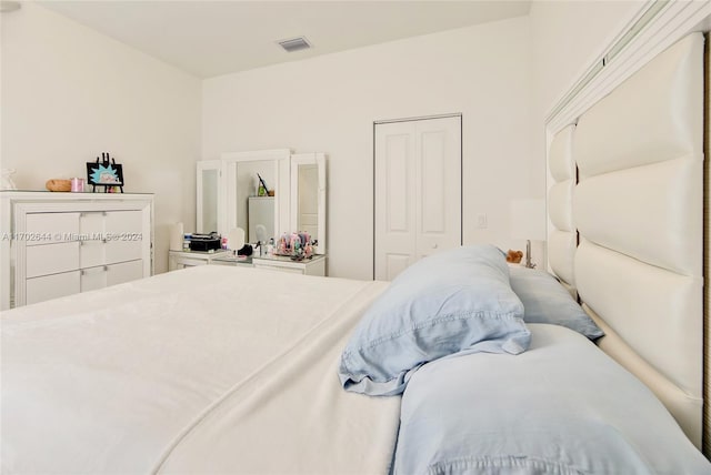 bedroom with a closet