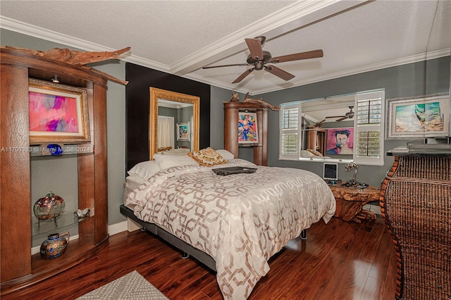 bedroom featuring a textured ceiling, ceiling fan, ornamental molding, and dark wood-type flooring