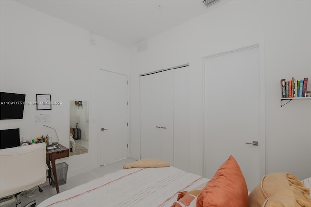301 Altara Ave Unit 305, Coral Gables, FL 33146 - bedroom with a closet