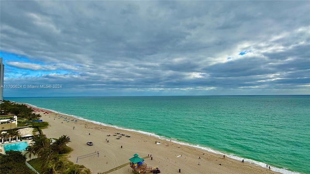 water view with a view of the beach