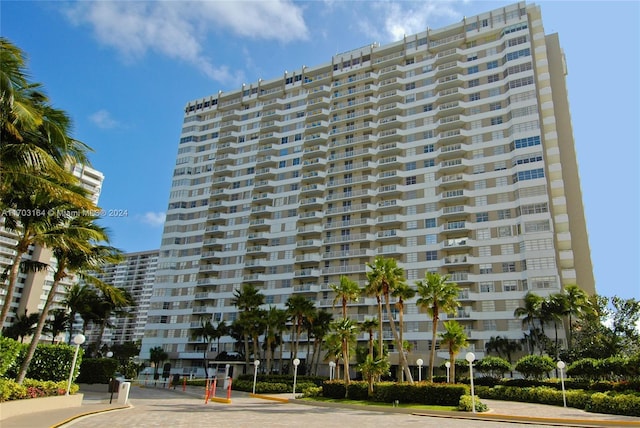 1985 S Ocean Dr Unit 2F, Hallandale Beach, FL 33009 - view of building exterior