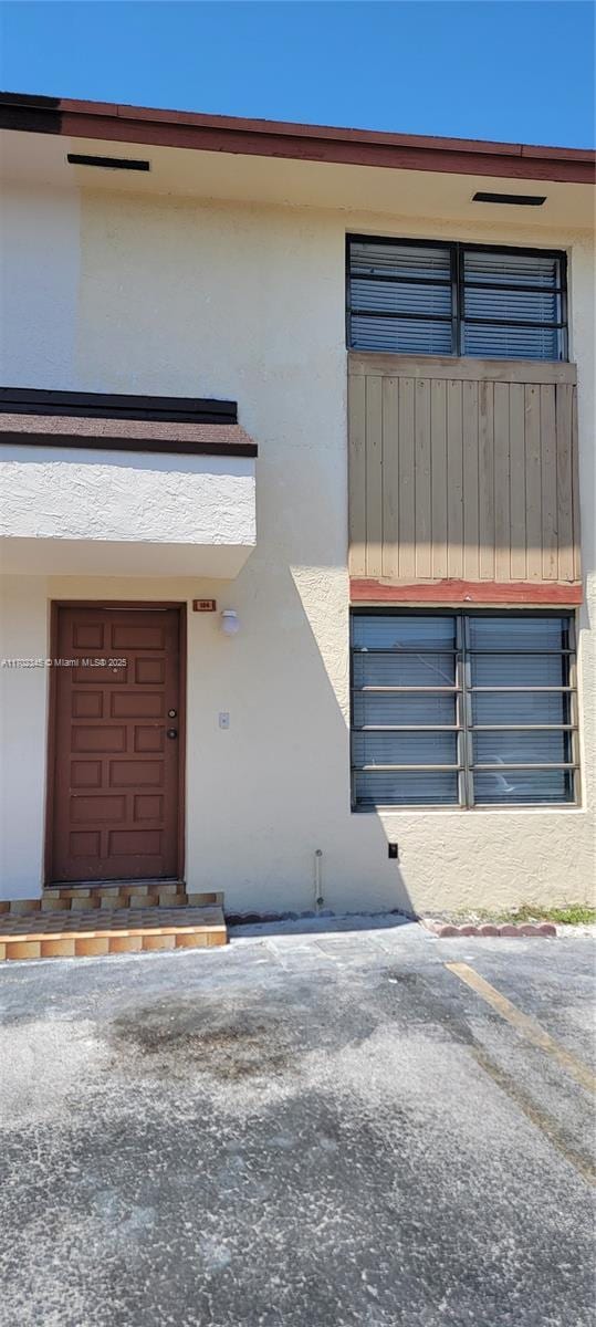 123 SW 113th Ave Unit 104-9, Sweetwater, FL 33174 - view of front of home with stucco siding
