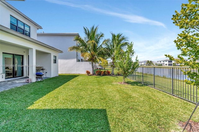 view of yard with a water view