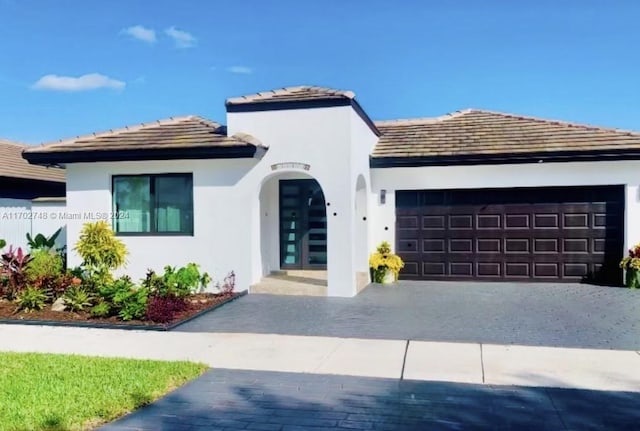 view of front of home featuring a garage