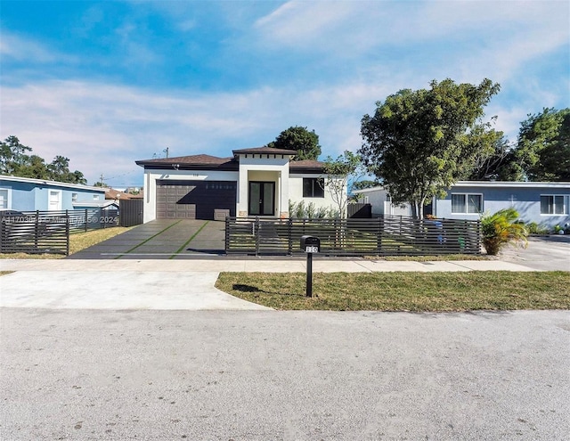 view of front facade featuring a garage