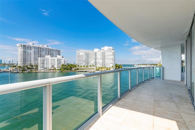 1470 16th St Unit 501, Miami Beach, FL 33139 - balcony featuring a water view and a view of city