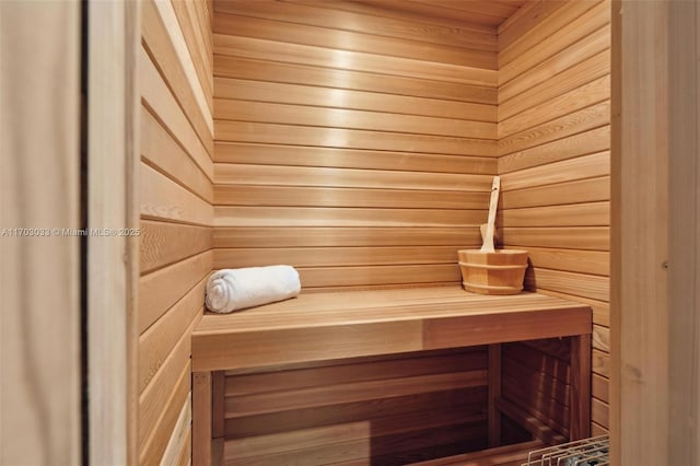 view of sauna / steam room