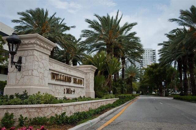 view of community / neighborhood sign