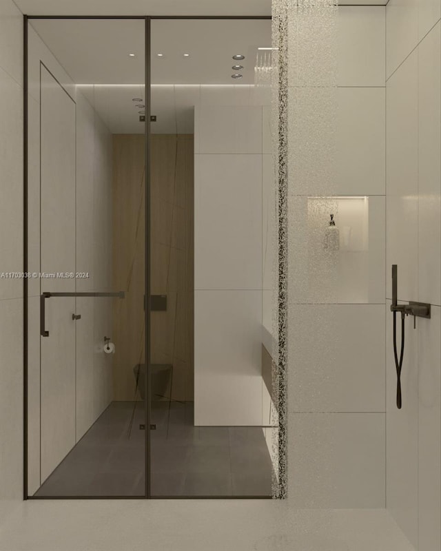 bathroom with walk in shower