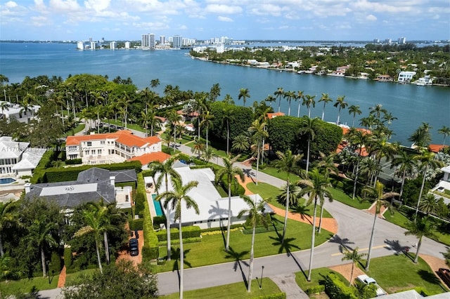 bird's eye view with a water view