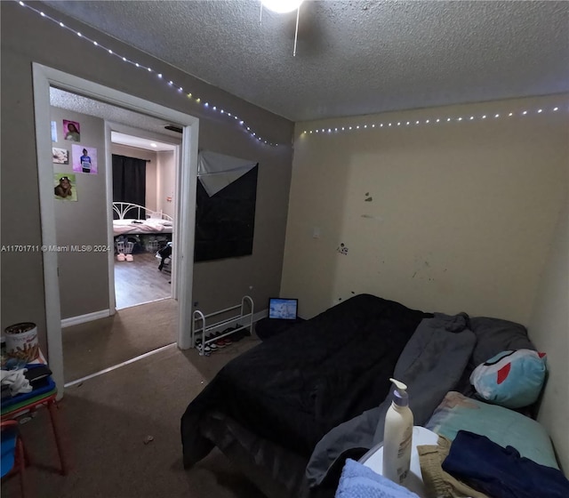 bedroom featuring a textured ceiling