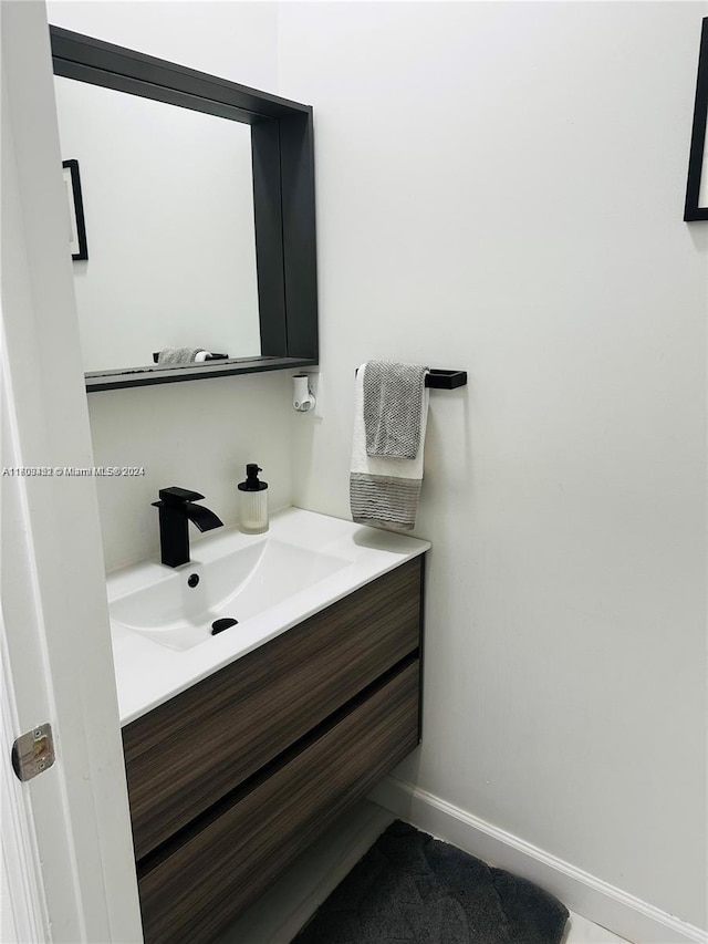 bathroom with vanity