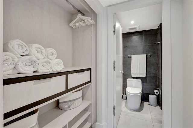 2301 Collins Ave Unit 634/635, Miami Beach, FL 33139 - full bath featuring tile walls and tiled shower