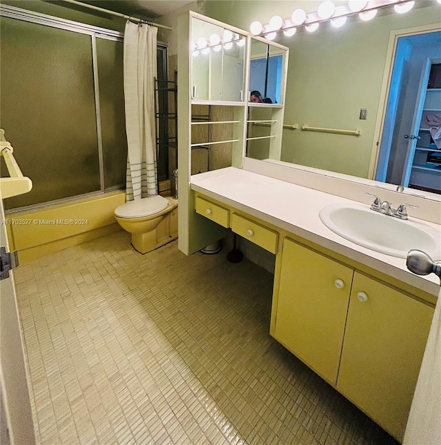 3301 NE 5th Ave Unit 110, Miami, FL 33137 - full bath with enclosed tub / shower combo and vanity