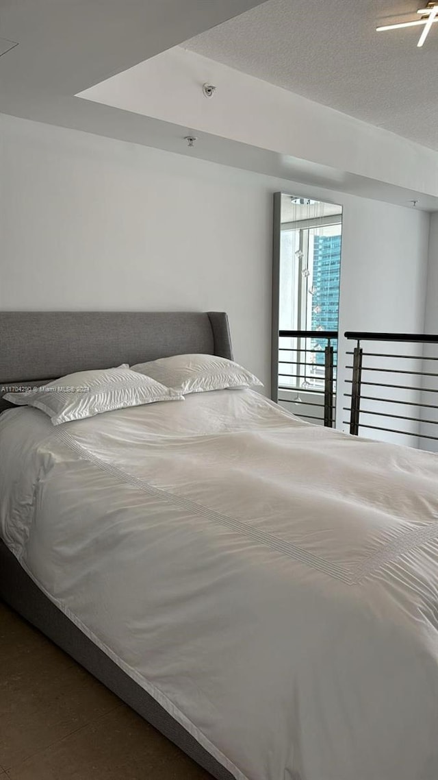 41 SE 5th St Unit 2011, Miami, FL 33131 - view of bedroom