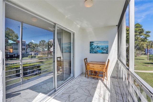 view of sunroom / solarium