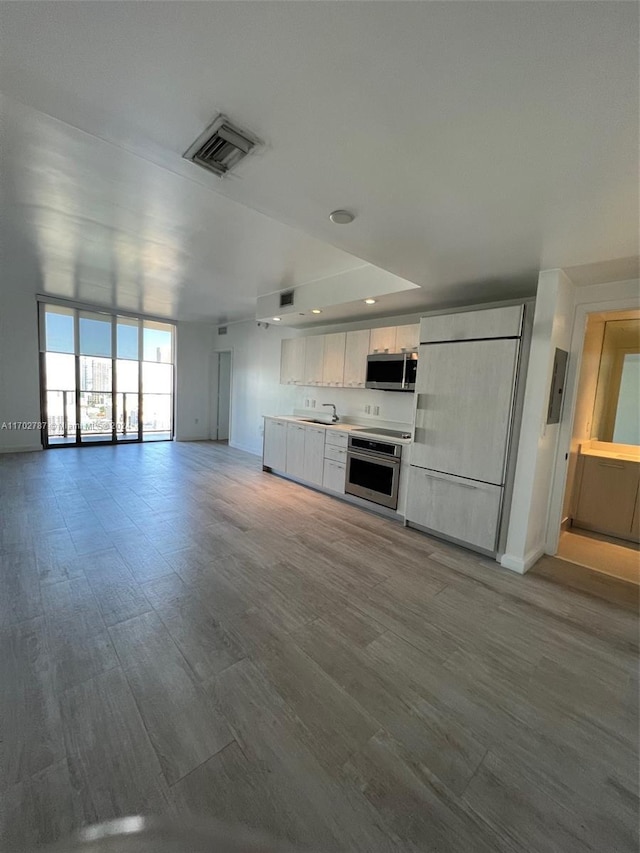 view of unfurnished living room