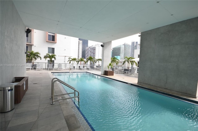 239 SW 9th St Unit 1603, Miami, FL 33130 - community pool with a patio area