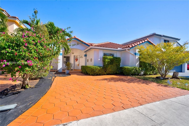 view of mediterranean / spanish-style home