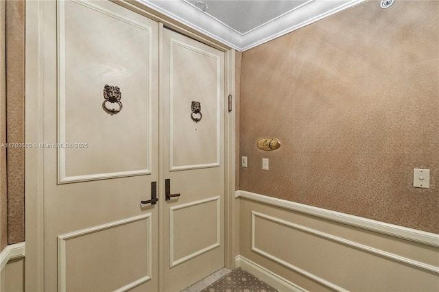 5500 Collins Ave Unit 2302, Miami Beach, FL 33140 - detailed view of crown molding and a decorative wall