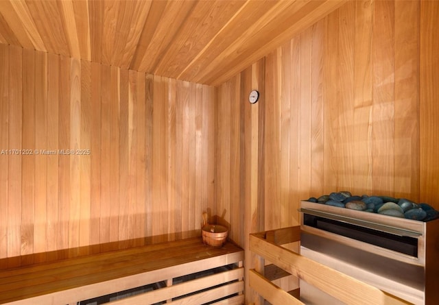 view of sauna / steam room