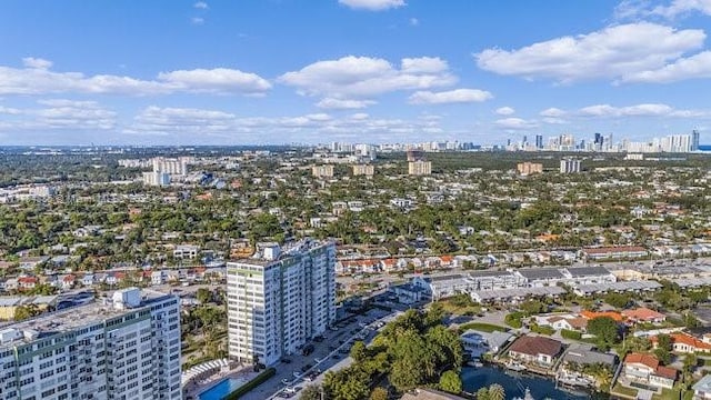 bird's eye view with a view of city