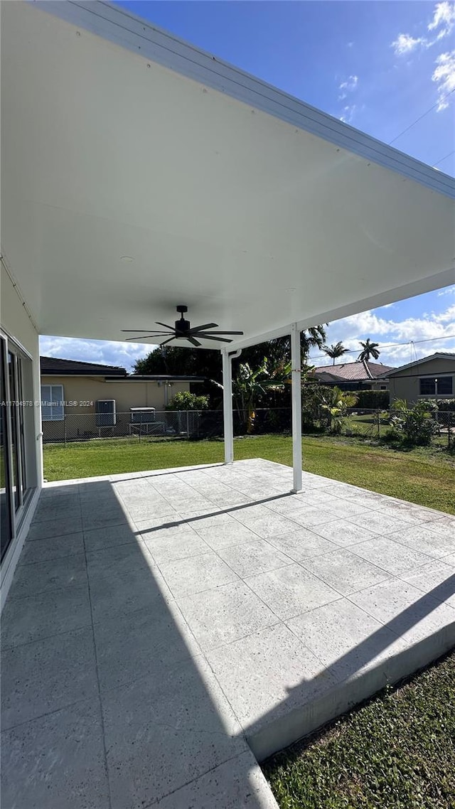 view of patio with ceiling fan