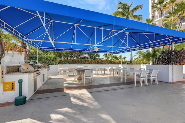 view of patio / terrace with exterior kitchen