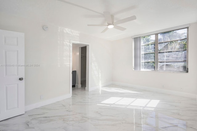 empty room with ceiling fan